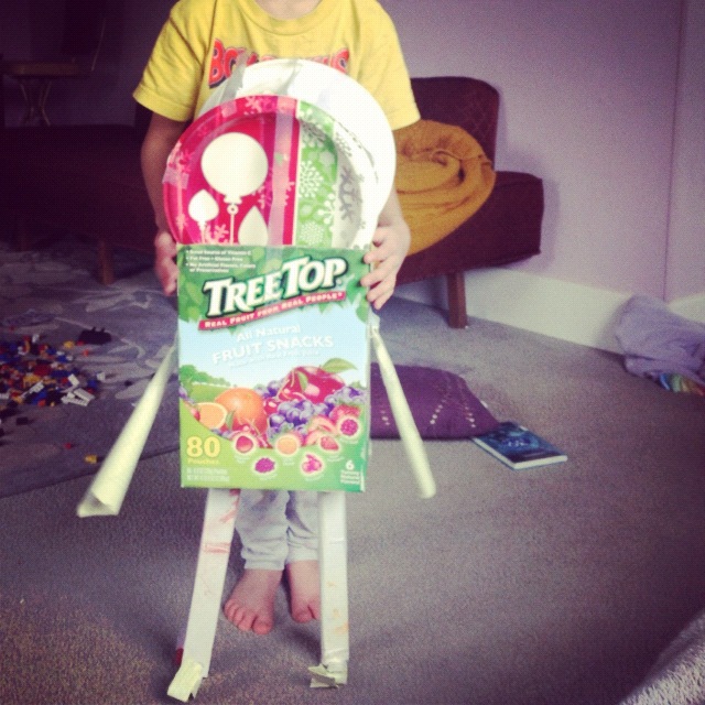 little girl cardboard robot instagram